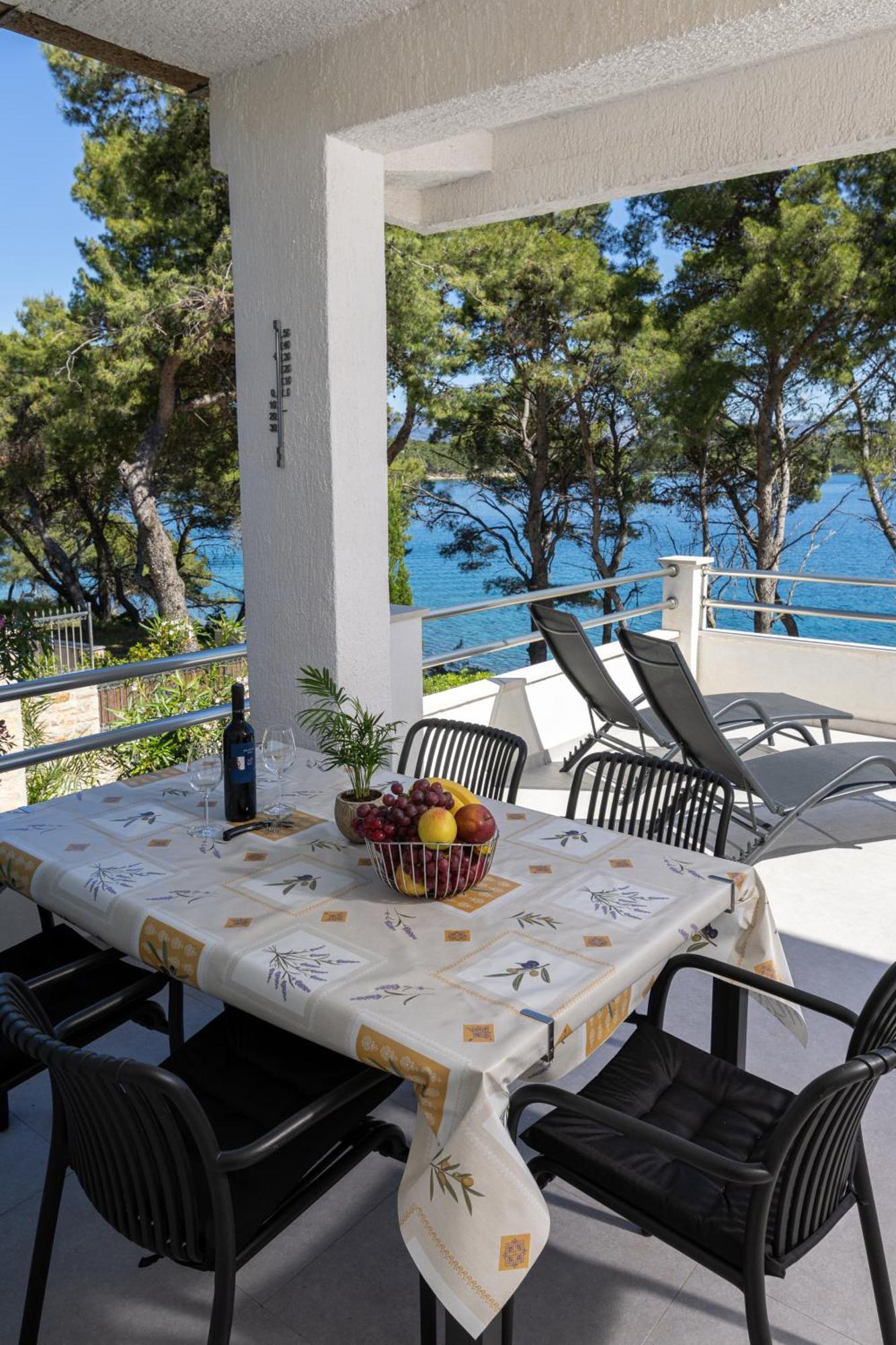 Appartamento Dobronic Jelsa (Hvar)