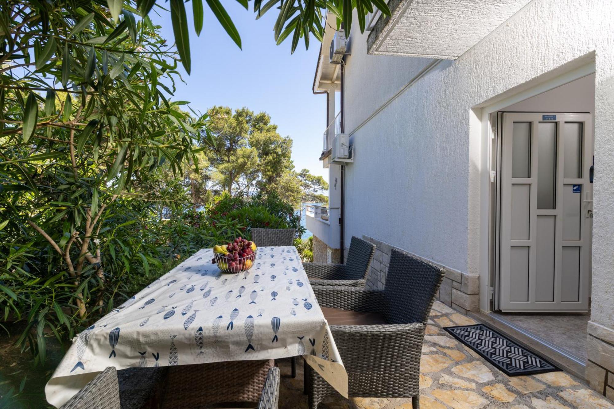 Apartament Dobronic Jelsa (Hvar)