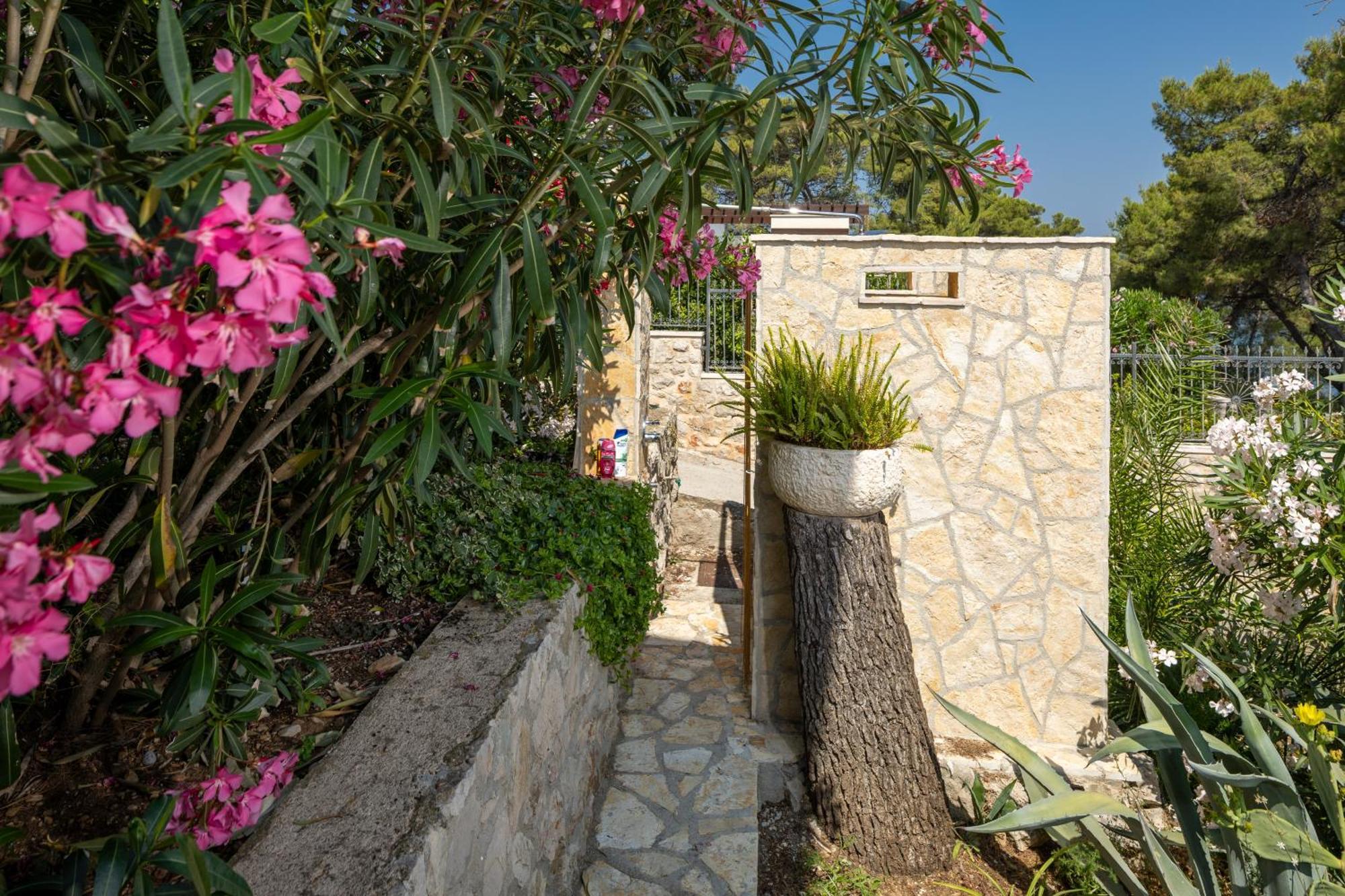 Apartament Dobronic Jelsa (Hvar)